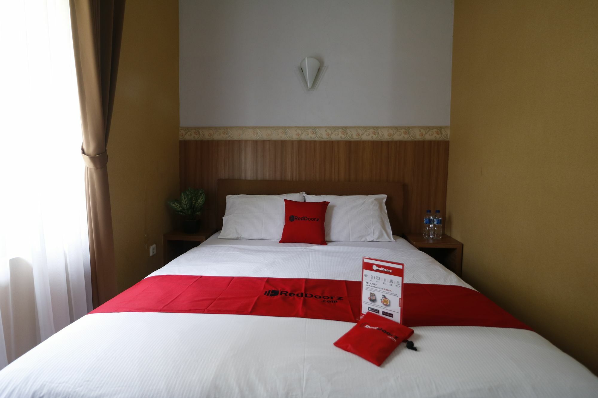 Hotel Reddoorz Plus Near Undip Tembalang Semarang Zewnętrze zdjęcie